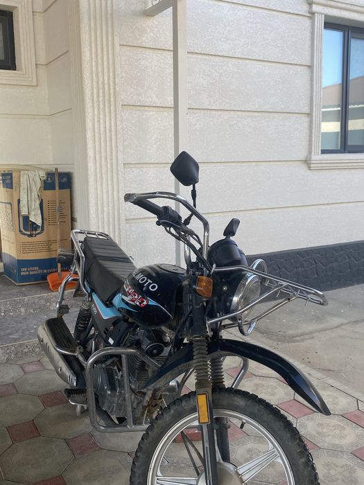 Мотоцикл Almoto 200