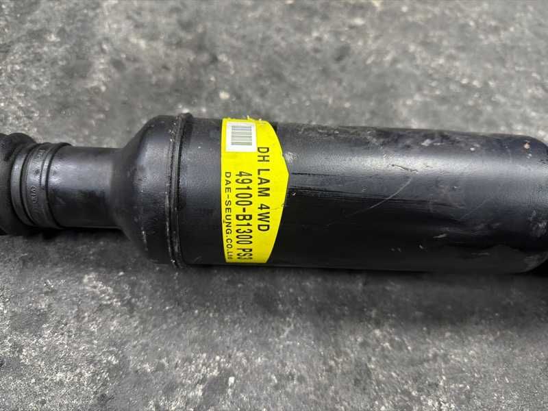 Карданный вал Genesis G80 2016