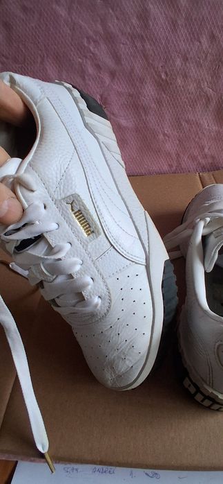 Adidasi din piele Puma mărimea 39