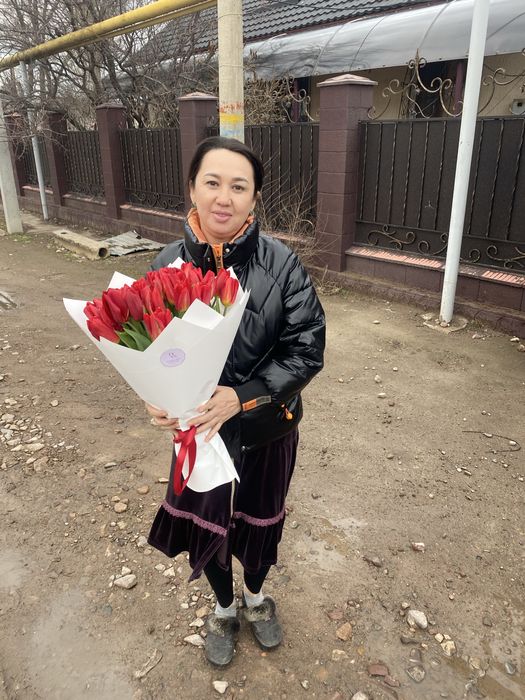 Тюльпаны на 8 марта