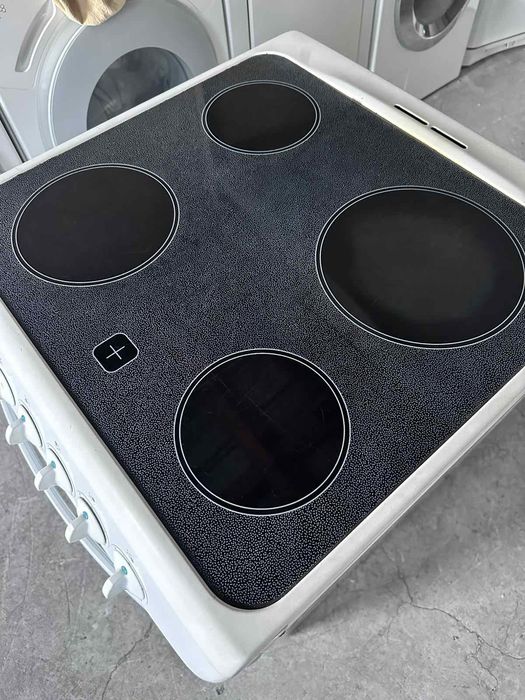 Печка +гаранция. Конвекция, керамичен плот. Безплатна доставка в София