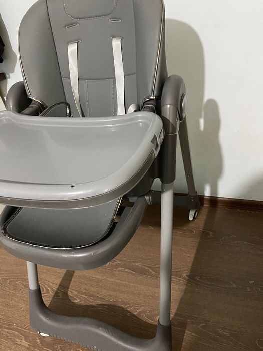 Детский столик 15000 торг есть