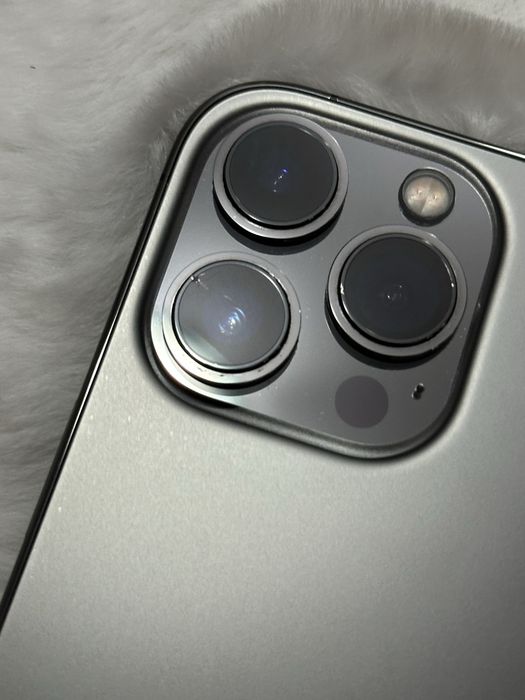 iPhone 13 Pro Max – Graphite