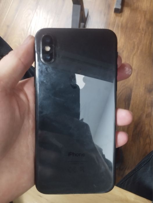 iPhone X srochna sotiladi