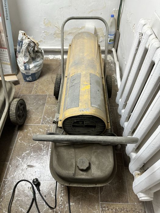 Теплова пушка MASTER B150 CED