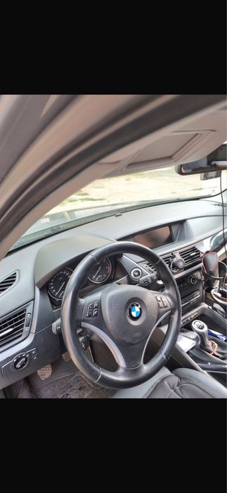 BMW X1 2011 — imagine 2
