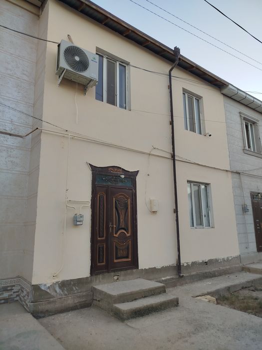 Urganchda zo'r lokatsiyada 2 qavatli 200 kvadrat joy sotiladi