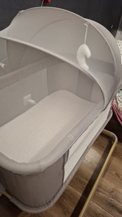 Кроватка прикроватная электрическая