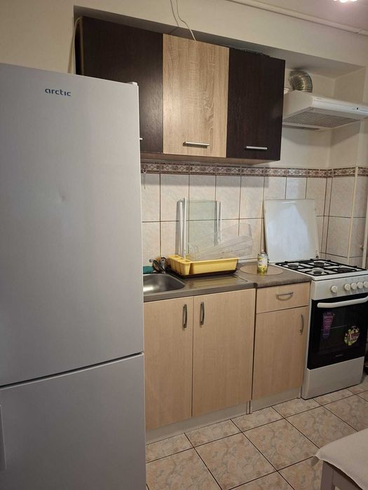 Apartament o camera - zona Nicolina