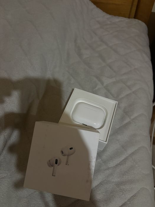 Casti Aplle AirPods Pro 2 varianta usb C