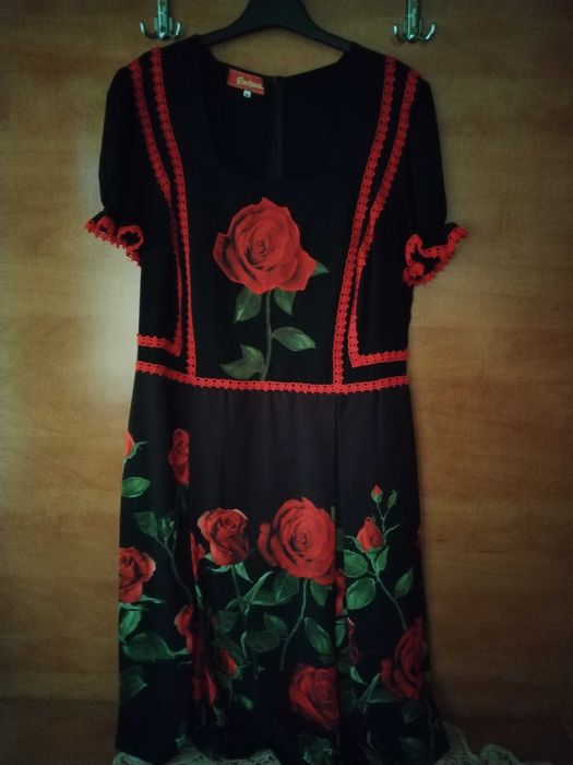 Rochie eleganta, cu imprimeuri