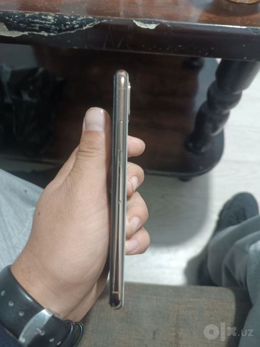 Iphone xs oq kiriwkada telefon ishlashi zor