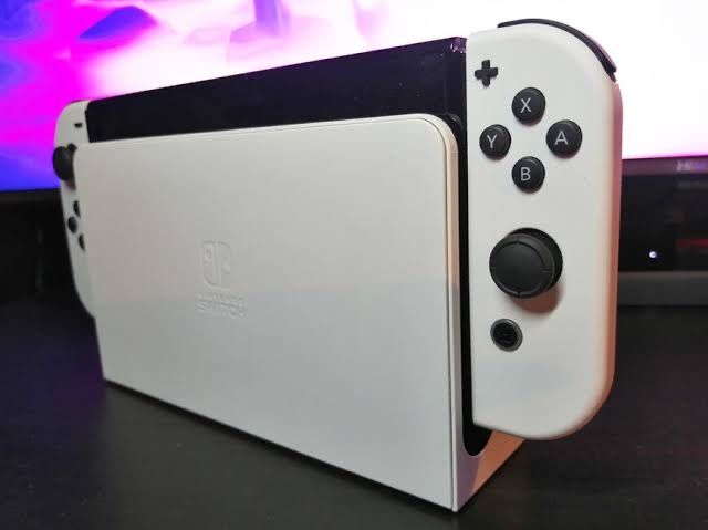 Nintendo Switch OLED