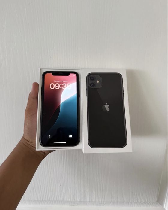 Продам Айфон 11 64gb