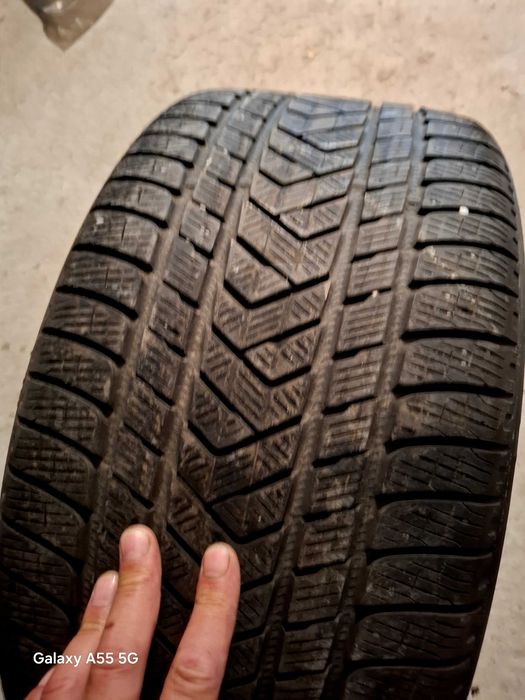 Гуми 285/35/22 PIRELLI