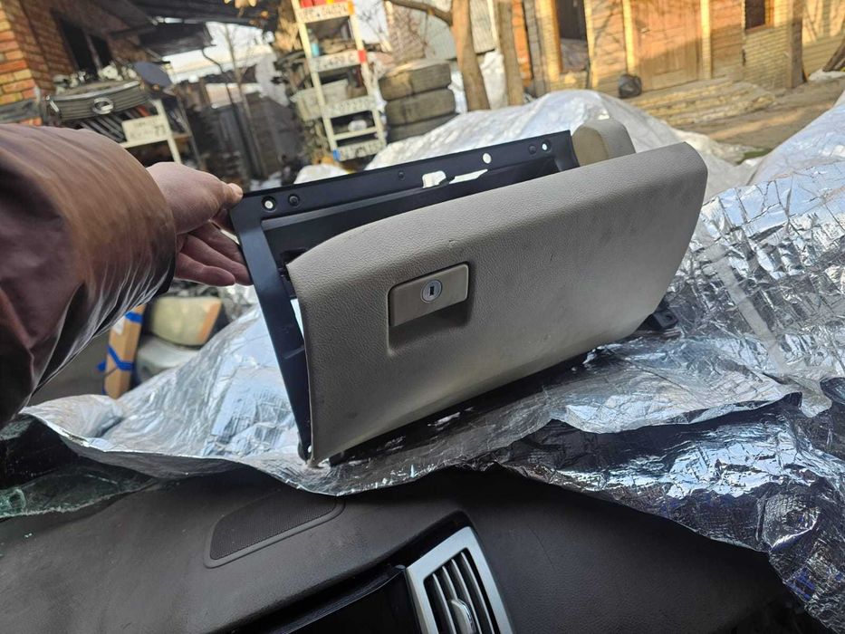 Бардачек на панель RX/330