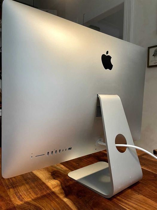 iMac 27" Retina 5K, 2019, 3 GHz 6-Core i5, 8 GB RAM, 1 TB Fusion Drive, 570X