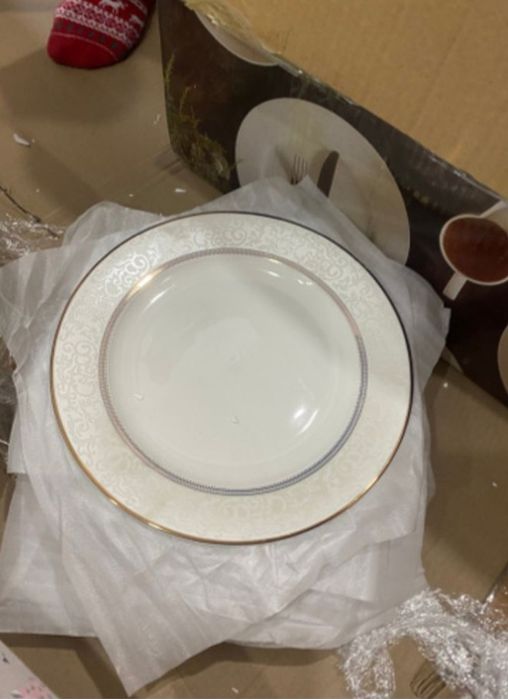 Продаю чайно-столовый сервиз