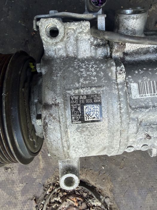 Оригинален Компресор Климатик 4M0816803L за Audi Q7 A6 A4 A5 / VW Touareg 3.0 TDI