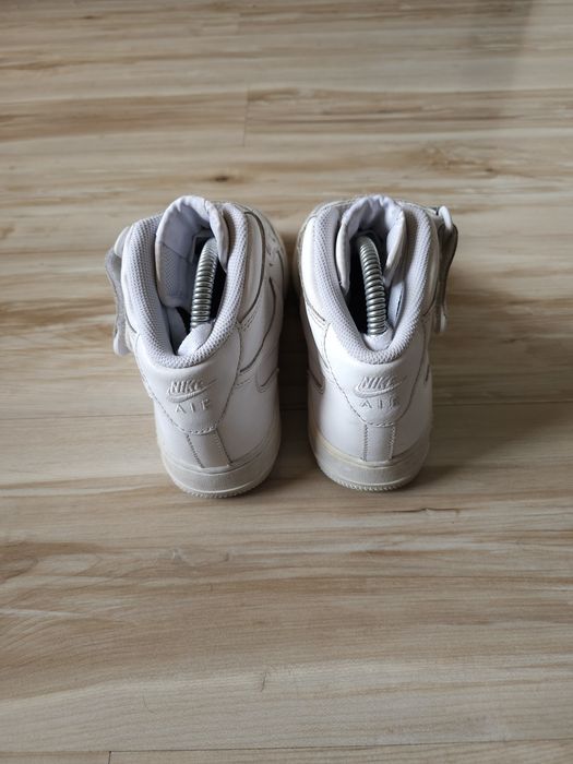 Оригинални кецове Nike Air Force 1 Mid