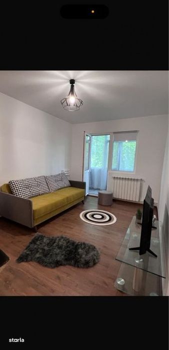 Apartament 3 camera /  60 mp / zona km 5 / AC / centrala proprie / loc