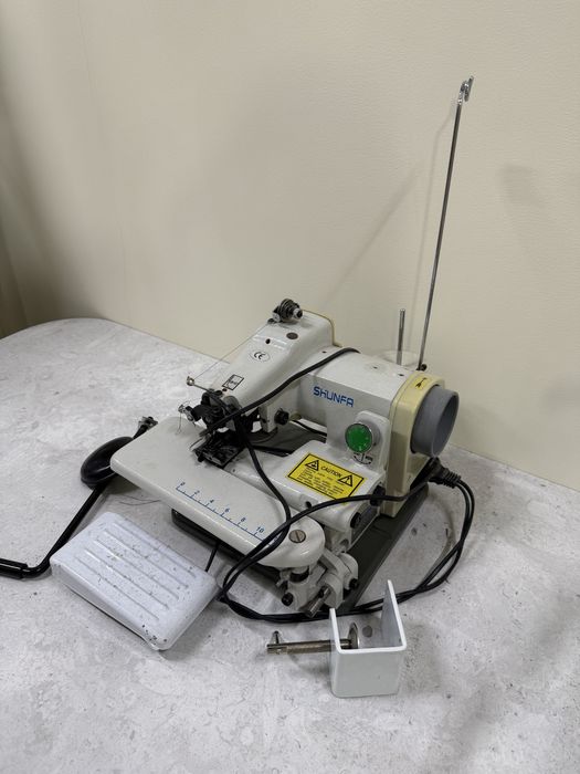 Продам подшивочную машинку