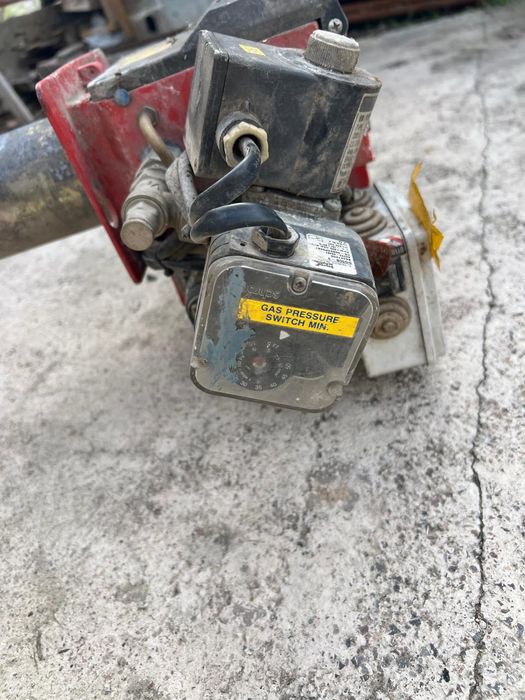 Печь для отопления газ и солярка до 500 м2