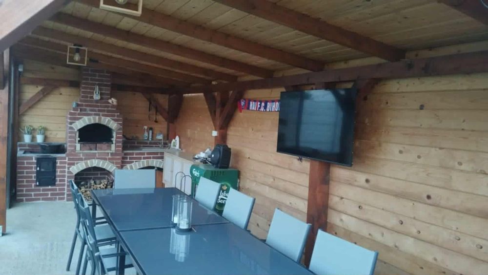 Vând casă în Cihei !    Toate utilitățile încălzire pe Gaz