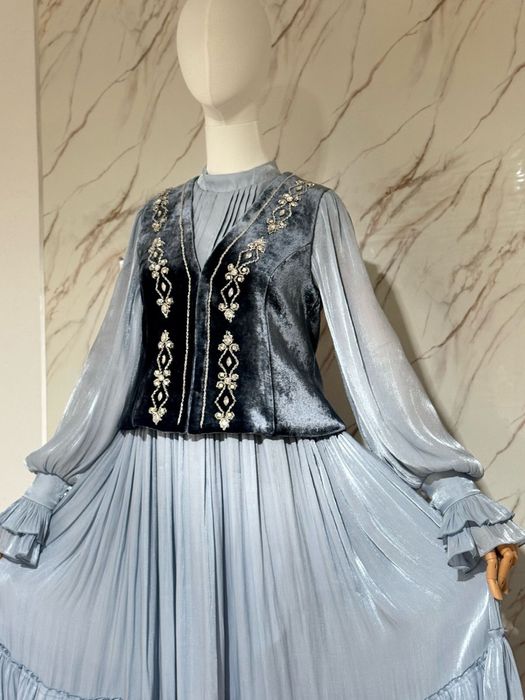 Кажекей көйлектерге заказ аламын