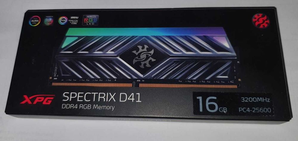 Memorie 16GB DDR4 3200MHz ADATA XPG Spectrix D41 Titanium RGB Sigilata