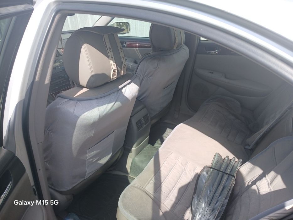 Автомашина лексус es300