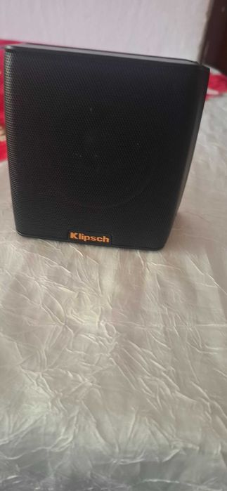 Boxe portabile si rencarcabile la priza