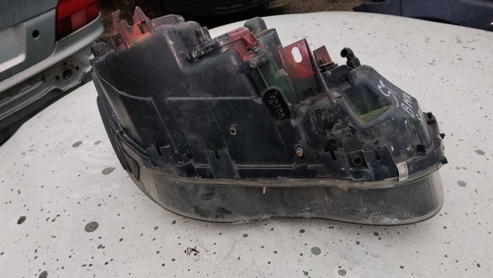 Far xenon stanga  e65