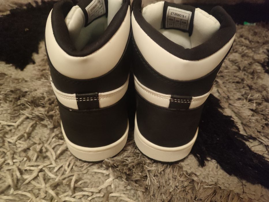 Adidași de fete,mărimea 37
