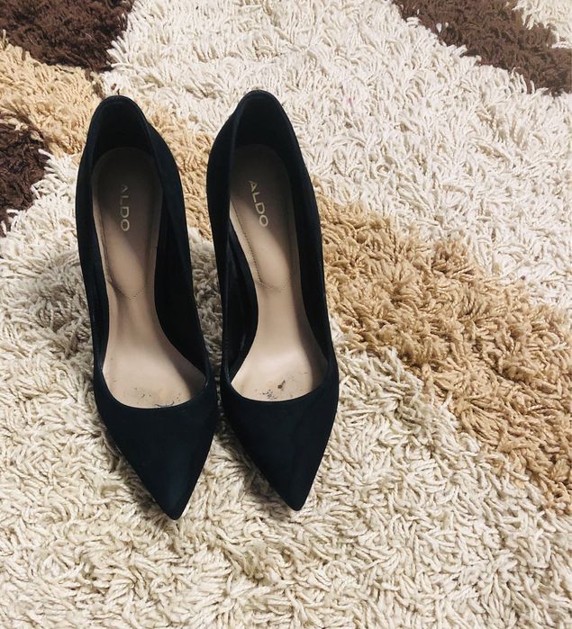 Stileto catifea Aldo 36