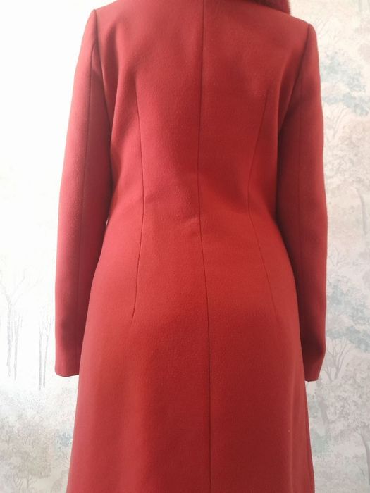 Продам женское пальто