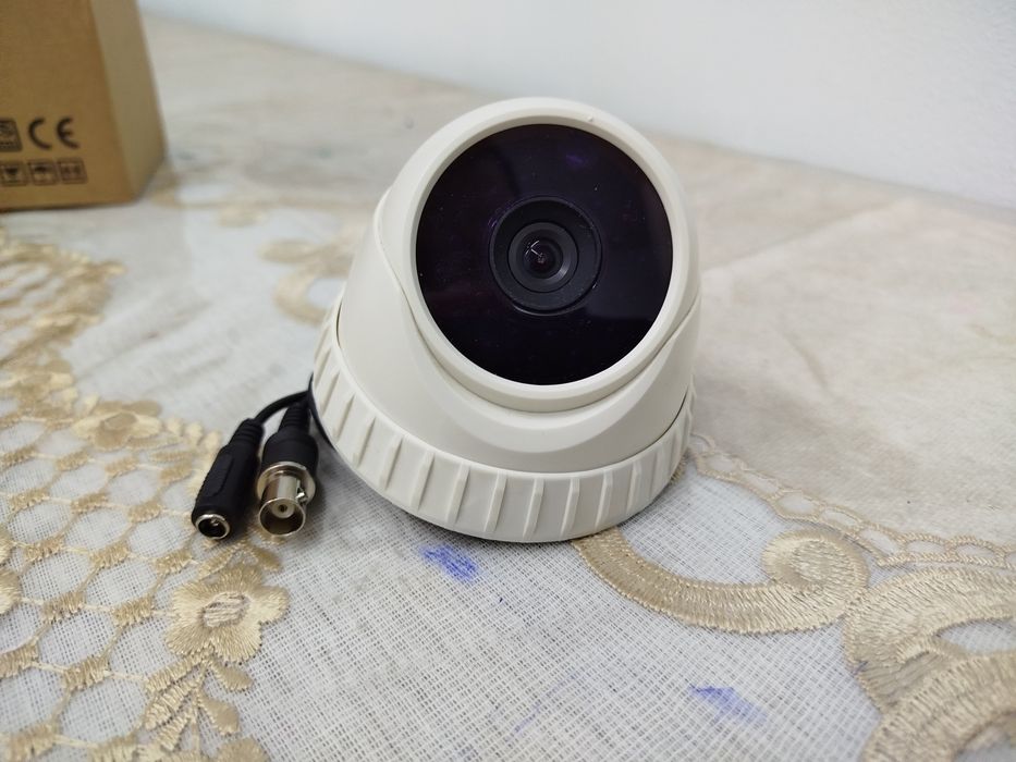 Камера видеонаблюдения (не вайфай и RJ45)