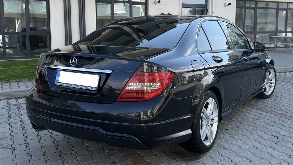 Mercedes C200 2.2 D 140 CP 2014 E5 Facelift Pachet AMG Manual 6+1 Trepte Pret 5.450 € Neg