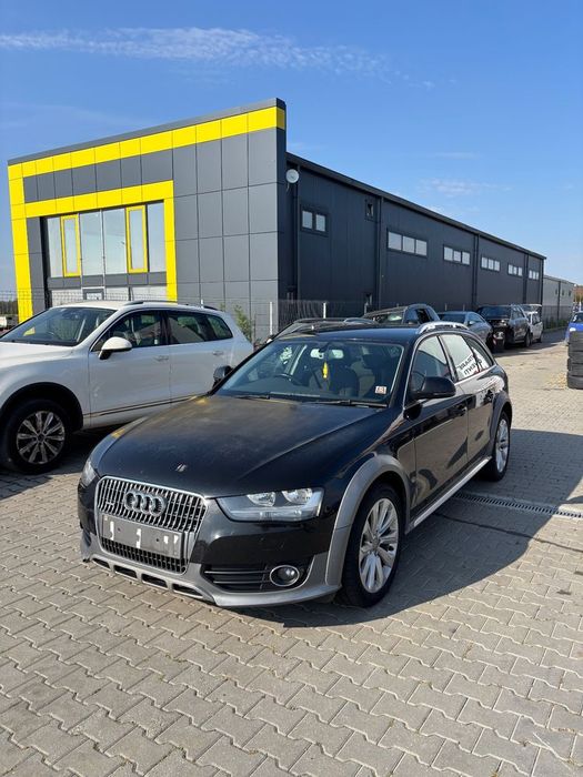 Dezmembram Audi A4 B8.5 Allroad 2.0 TDI QUATTRO din 2012
