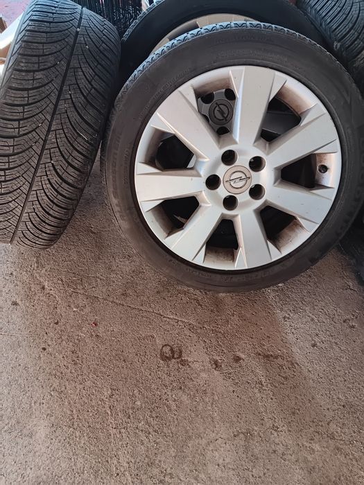 Jante aluminiu cu cauciucuri Opel Vectra