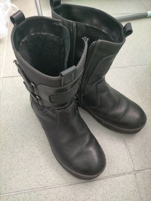 Продам зимние сапоги на мальчика!