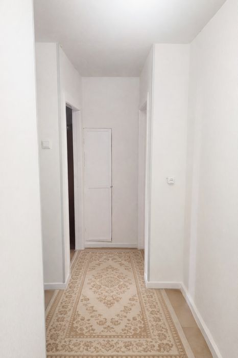 2 хоналик Уй, барча жихозлар билан сотаман.