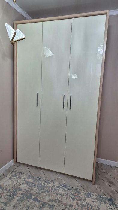 Прдам шкаф для спальни