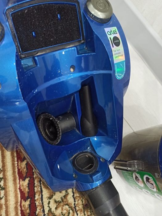 Продам пылесос Artel