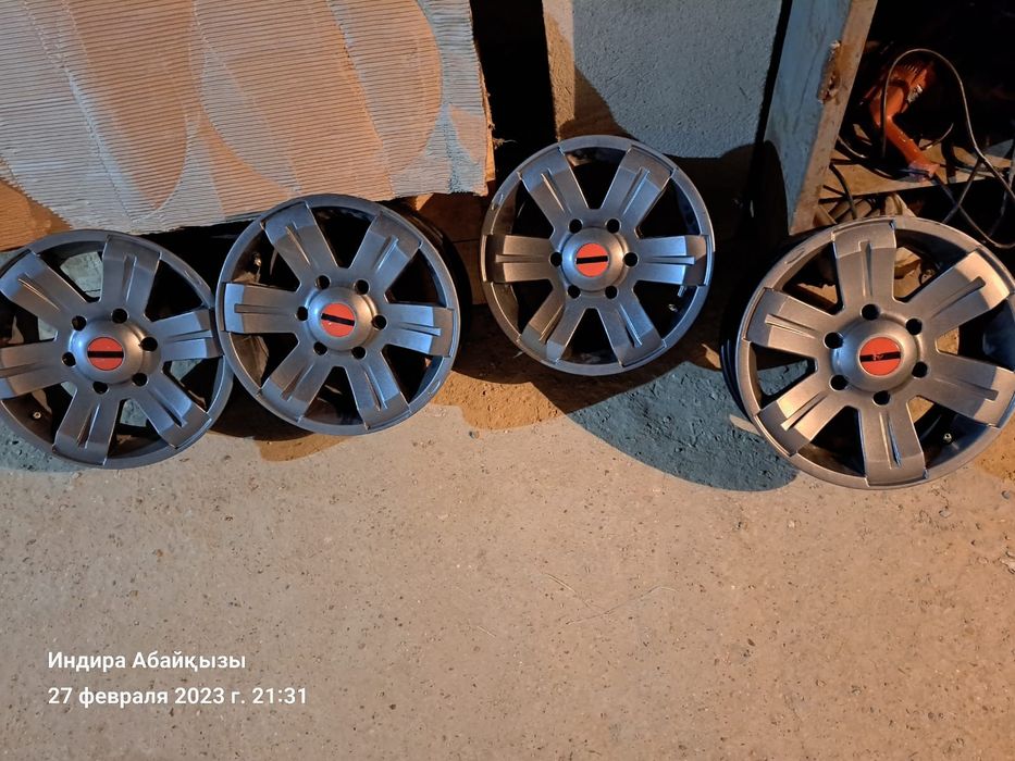 Диск на машину новые