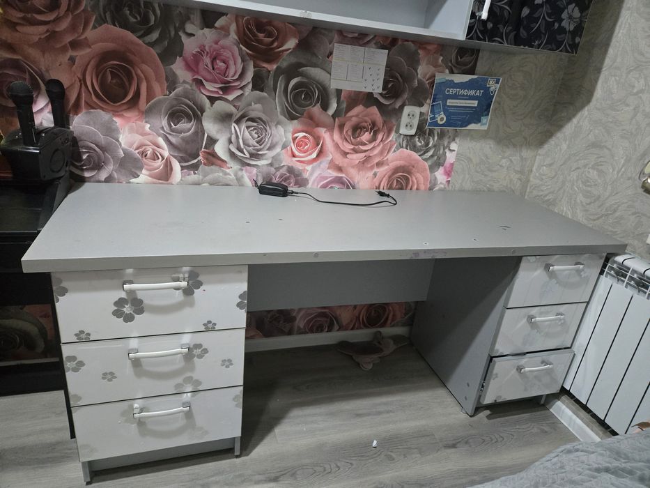 Спальный гарнитур