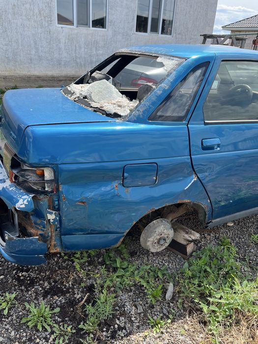 Автомобиль Ваз 2110