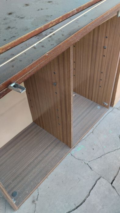 Отдам даром югославскую стенку