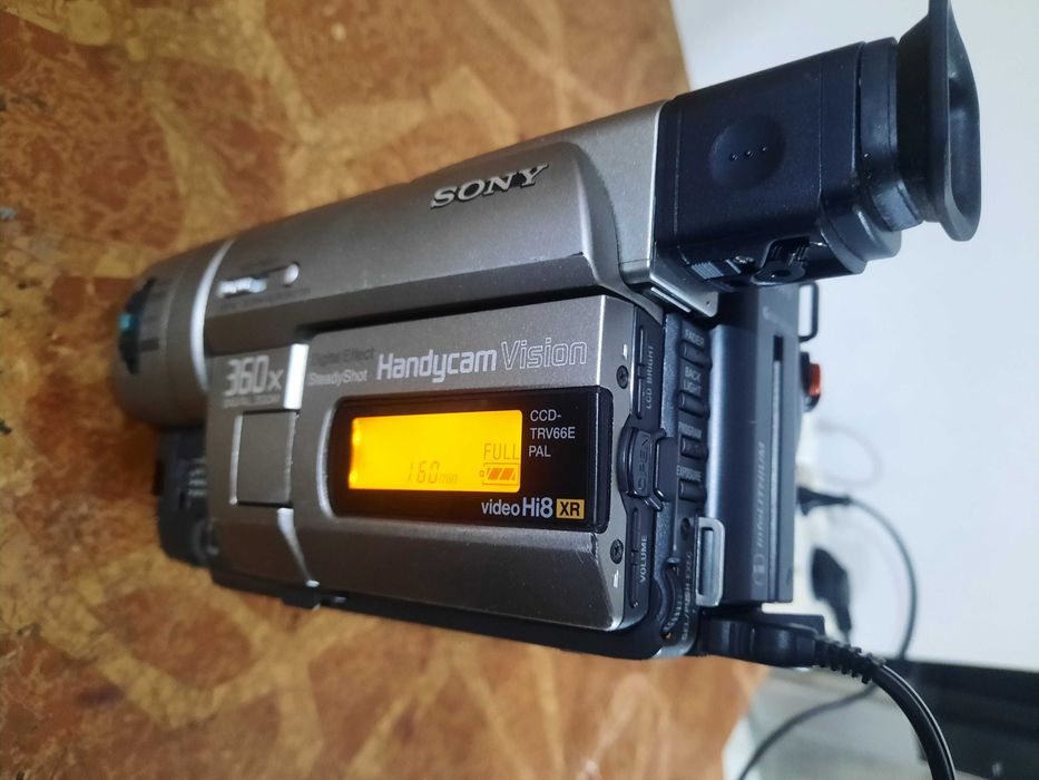 Vand  camera Video 8mm Sony CCD TRV66E
