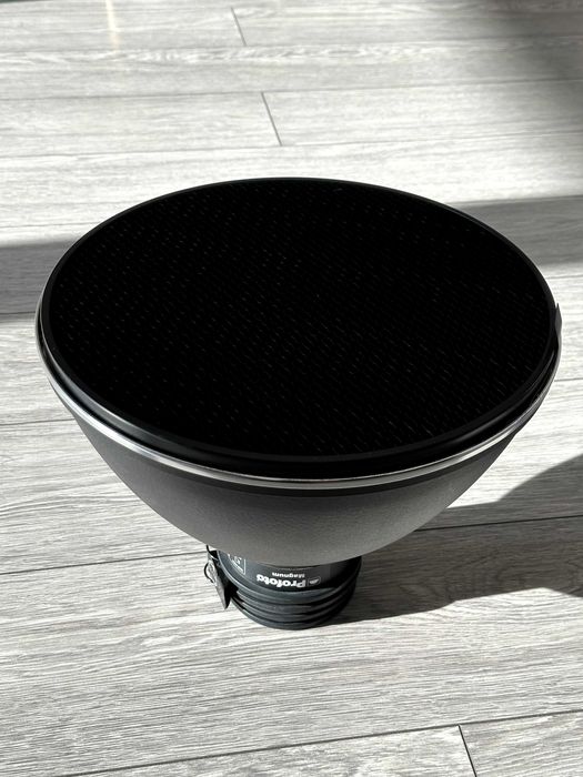 Profoto Beauty Dish + Grid